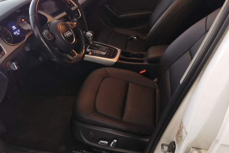 Used Audi A4L 2015 35 TFSI Automatic Standard Model
