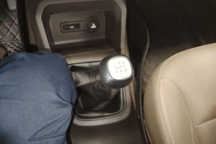 Used Wuling Hongguang 2018 1.5L S Comfort Model L2B