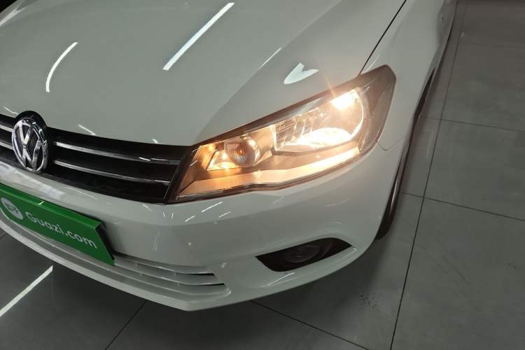 Used Volkswagen Jetta 2015 1.6L Manual Comfort Model Left Front Headlight