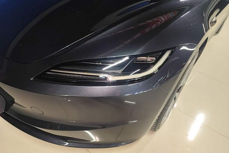 Used Tesla Model 3 2023 Long-Range All-Wheel-Drive Version Left Front Headlight