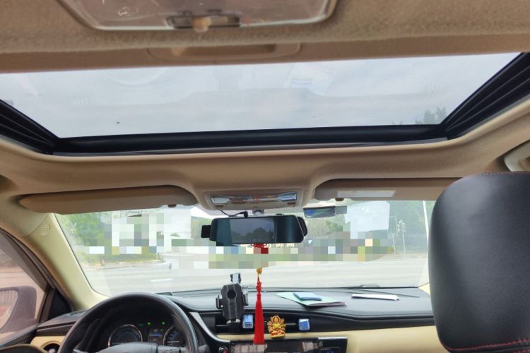 Used Toyota Levin 2017 Revised Dual-Engine 1.8H GS E-CVT Elite Sunroof Version China V Standard