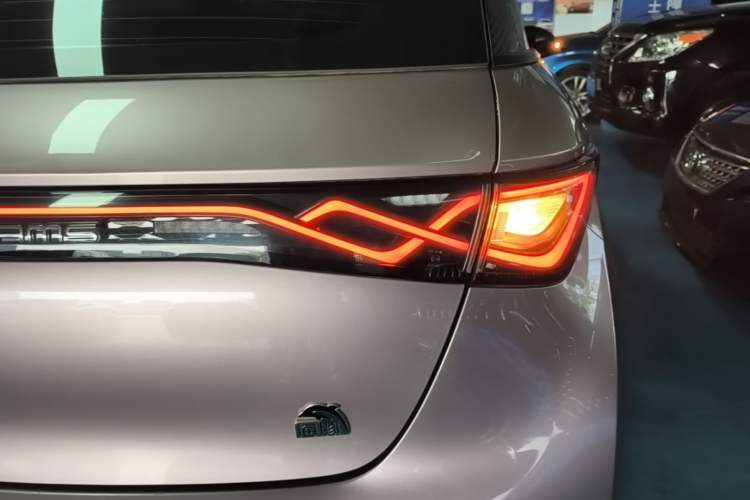 Used BYD Dolphin 2021 405 km Fashion Edition Right Rear Taillight