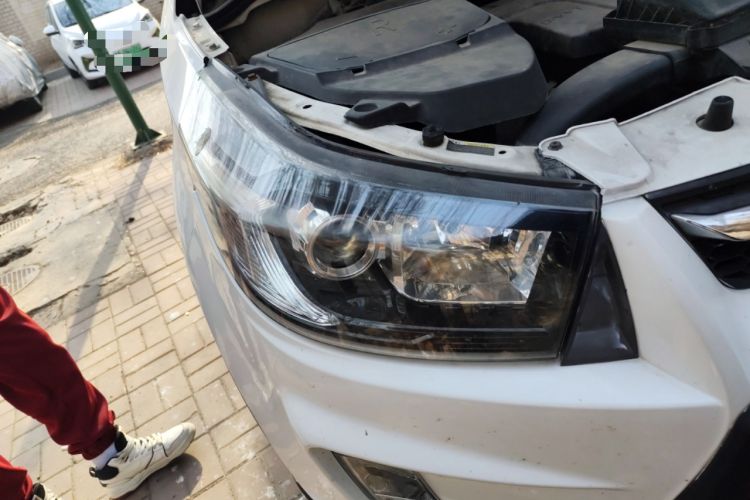 Used HYOSOW S3 2014 1.5L Luxury Version China IV Emission Standard
