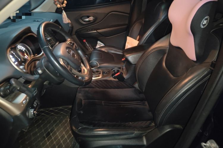 Used Jeep Cherokee 2016 2.4L Leading Edition