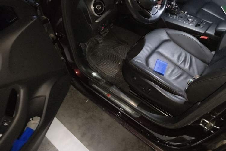 Used Audi A3 2015 Sportback 35 TFSI Millionth Anniversary Comfort Model Driver Seat