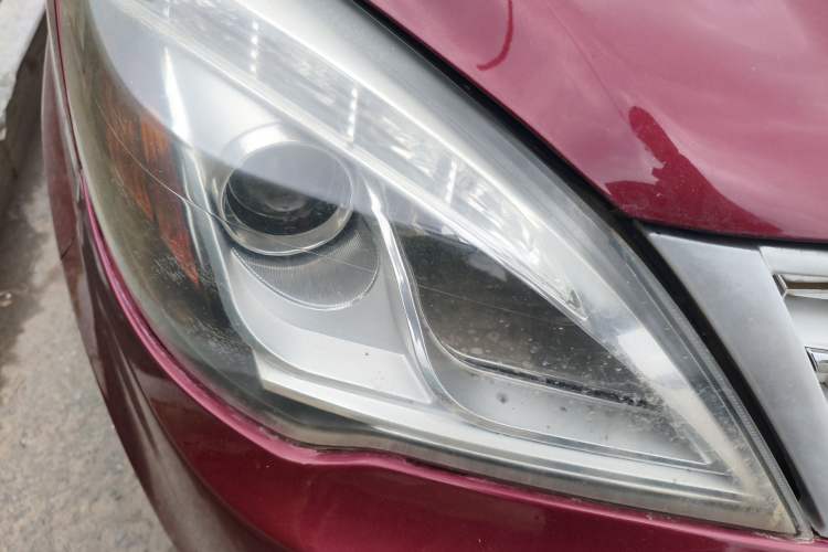 Used BAIC Weiwang M20 2014 1.5L practical type BJ415A Right Front Headlight