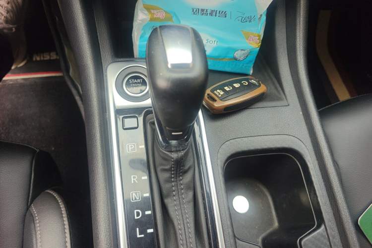 Used Nissan Sylphy 2020 Revised 1.6L XL CVT Enjoyment Edition Gear Lever