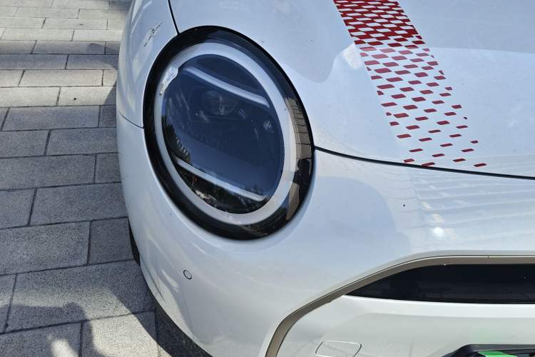 Used MINI Electric MINI COOPER 2024 452km COOPER SE Artist
