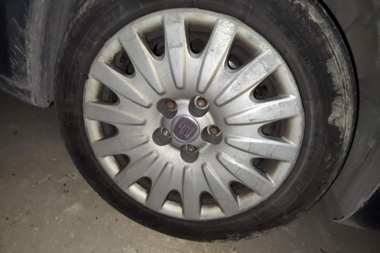 Used Fiat Viaggio 2012 1.4T Automatic Enjoyment Edition
