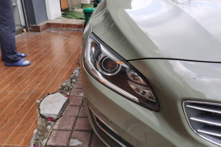 Used Volvo S60 2017 S60L T4 Smart Range Edition Right Front Headlight