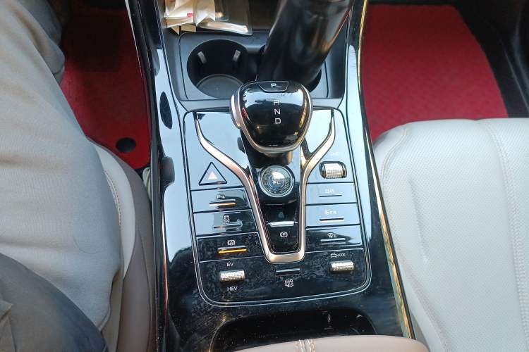 Used BYD Qin PLUS 2024 HONOR Edition DM-i 55KM Leading Model