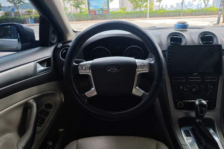 Used Ford Mondeo 2013 2.3L Fashion Edition
