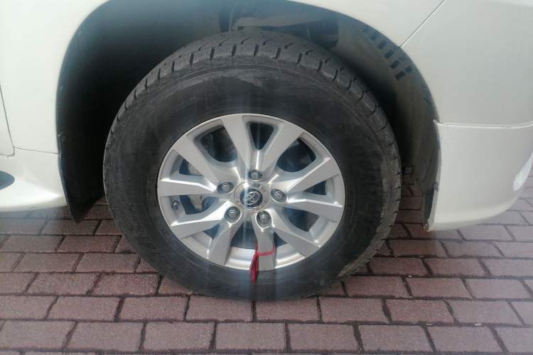 Used Toyota Land Cruiser 
