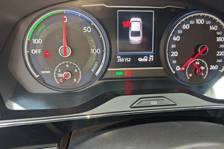 Used Volkswagen Passat New Energy 2020 430 PHEV Hybrid Elite Edition China VI Standard Odometer Close Up