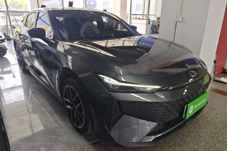 Used CHANGAN NEVO A06 2023 Advanced Model Front Right 45 Deg