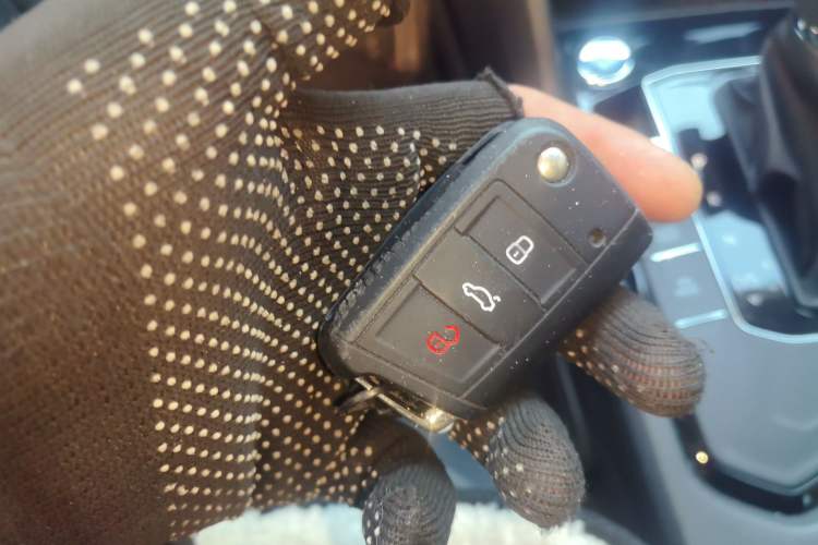 Used Volkswagen Tharu 2019 280TSI Two-Wheel Drive Luxury Version China VI Standard Vehicle Key