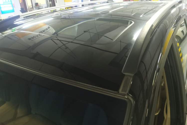 Used Baojun 730 2016 1.8L iAMT Luxury Model 7 Seats Roof