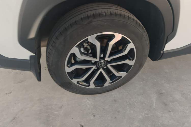 Used Toyota FRONTLANDER 2024 2.0L CVT Luxury Edition
