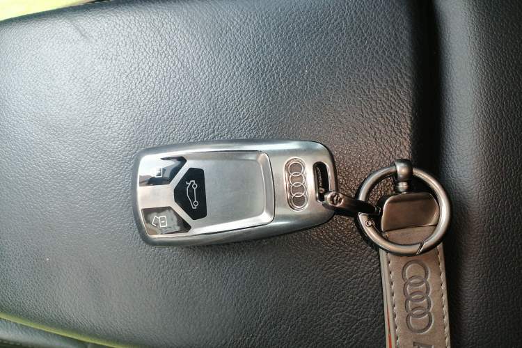 Used Audi A4L 2019 40 TFSI Fashion Edition China VI Emission Standard