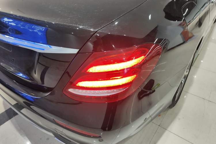 Used Mercedes-Benz E-Class 2019 Restyled E 300 L Sporty and Stylish Edition
