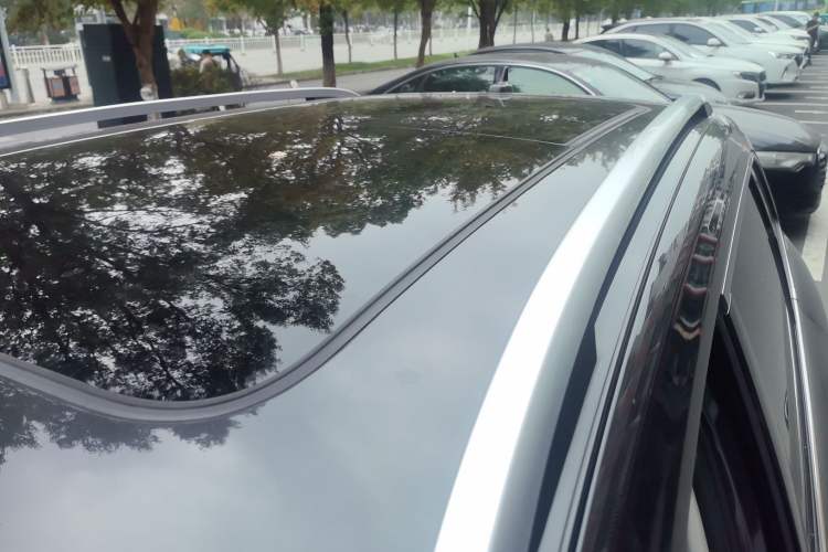 Used Volkswagen Tharu 2022 280TSI Two-Wheel-Drive Luxury Edition