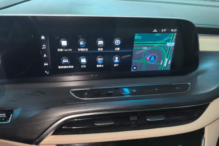 Used Buick GL8 2022 ES Landtrek 653T Flagship Model
