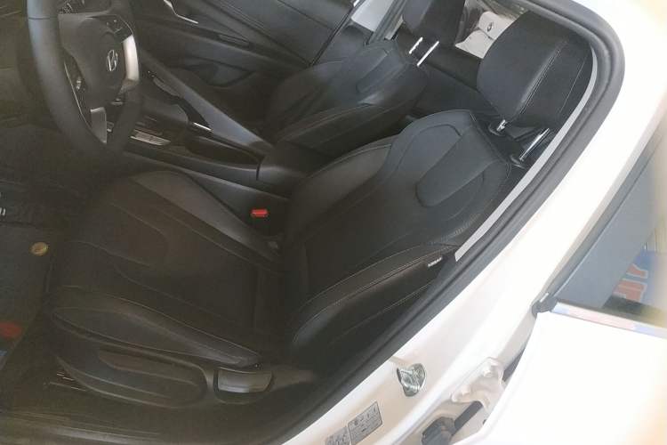 Used Hyundai Elantra 2023 1.5L CVT GLX Elite Edition
