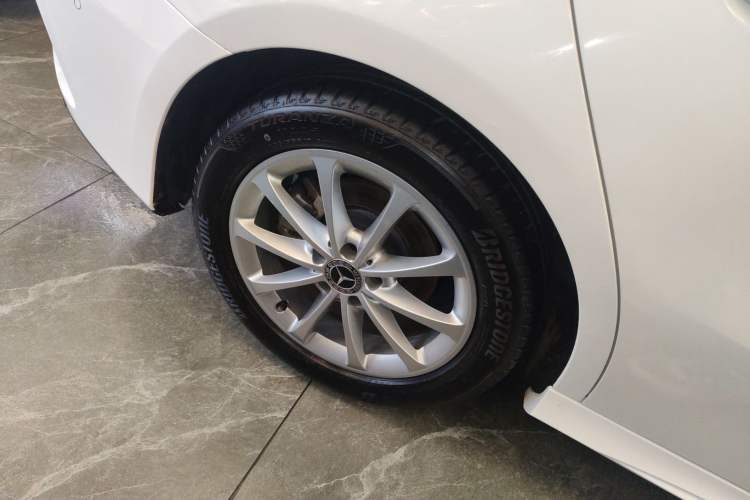 Used Mercedes-Benz A-Class 2022 Restyled A 200 L Sport Sedan Dynamic Version Exterior 5