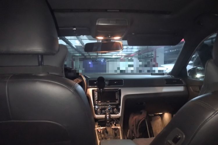 Used Volkswagen Passat 2011 1.8 TSI DSG Ultimate Edition Headliner