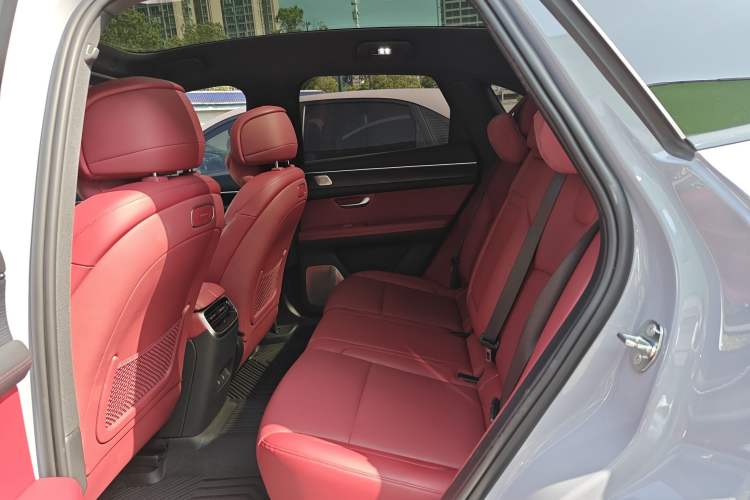 Used Hima AITO M5 2024 Extended-Range Max RS Four-Wheel Drive Advanced Intelligent Driving Version
