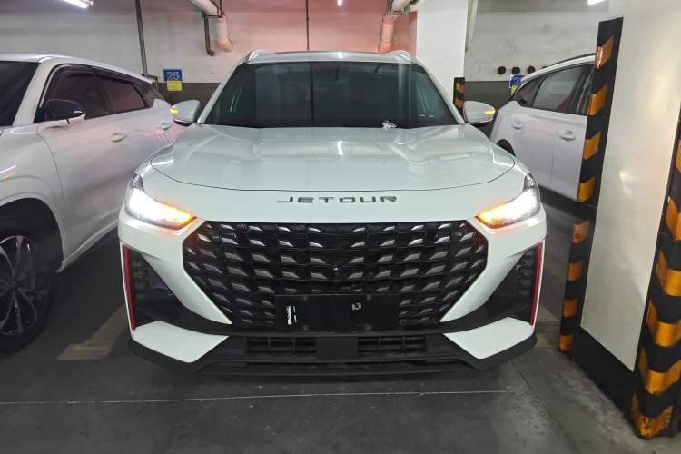 Used JETOUR X70 PRO 2023 1.5T DCT Comfort Edition 5 Seats