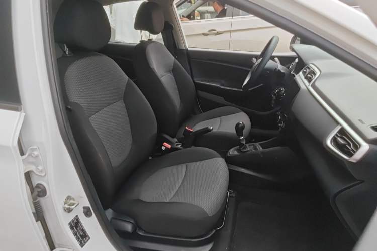 Used Hyundai Verna (older generation) 2020 1.4L Manual GL Refreshed Edition