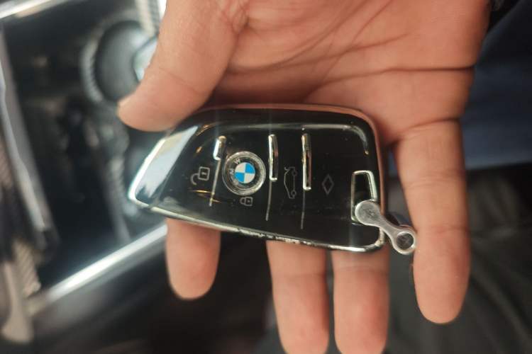 Used BMW 3 Series 2021 320i Sport Package Vehicle Key