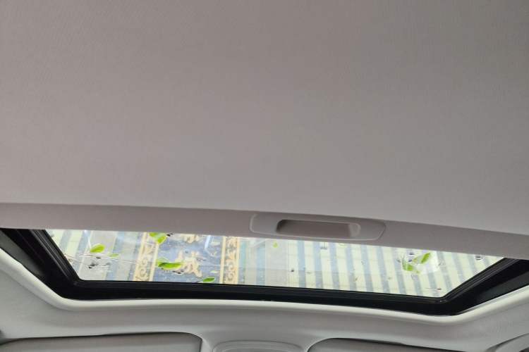 Used Citroen C4L 2013 1.8L Automatic Jingzhi Edition Headliner