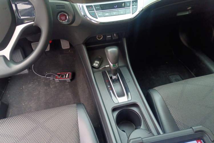 Used Honda Jade 2016 1.8L Automatic Comfort Elite Version 5 Seats