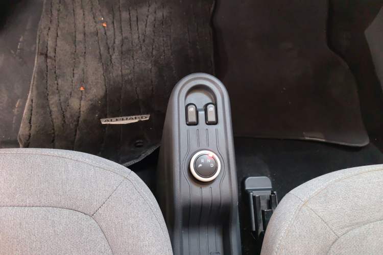 Used Wuling Hongguang MINIEV 2021 Macaron Fashion Model Lithium Iron Phosphate