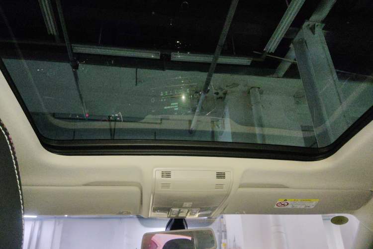 Used Volkswagen Tayron 2019 330TSI Two-Wheel Drive Luxury Model China VI Standard