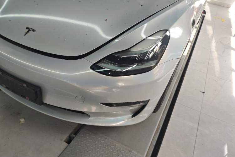 Used Tesla Model 3 2019 Long-Range Rear-Wheel-Drive Version