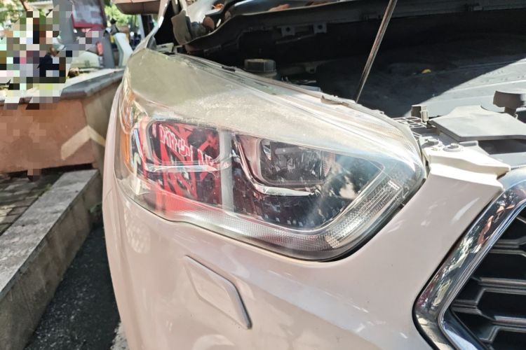 Used Ford Kuga 2019 EcoBoost 180 Two-Wheel-Drive Titanium Plus Model China V Standard
