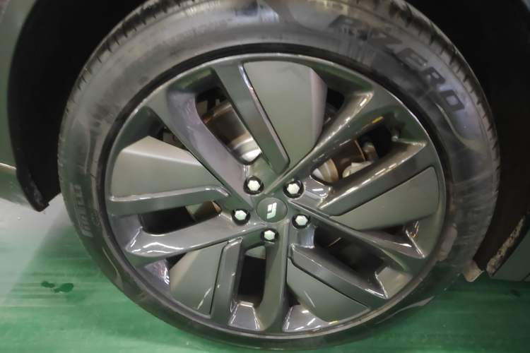 Used Li Auto L9 2022 Max model
