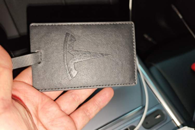 Used Tesla Model Y 2022 Long-Range All-Wheel-Drive Version