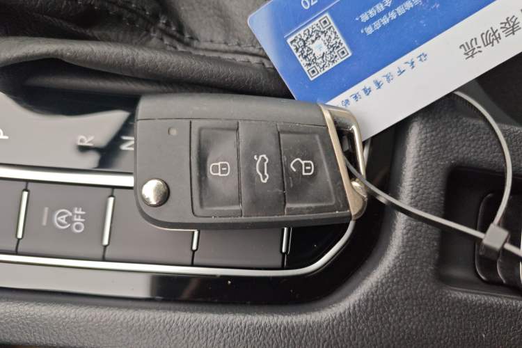 Used Volkswagen Magotan 2025 Zhongxiang Version 280TSI DSG Comfort Edition
