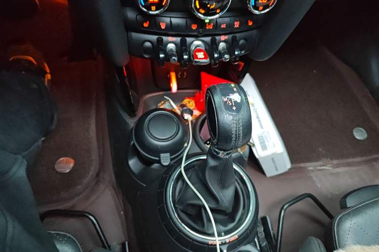 Used MINI 2015 2.0T COOPER S Five-Door Edition