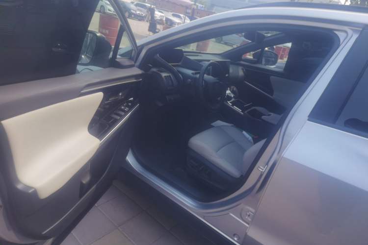 Used Toyota FAW bZ4X 2022 Two-Wheel Drive Long-Range PRO Version
