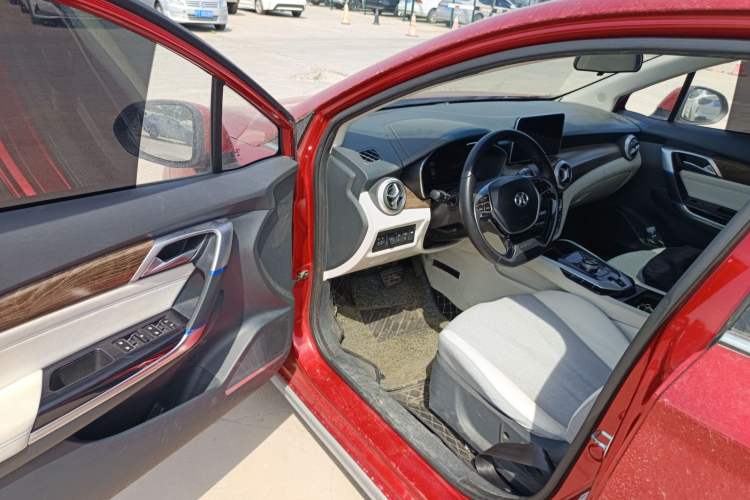 Used BAIC Beijing EU5 2018 R500 Smart Wind Edition
