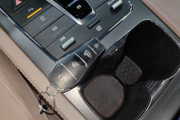 Used BYD Yuan PLUS 2024 Honor Edition 430KM Beyond Model
