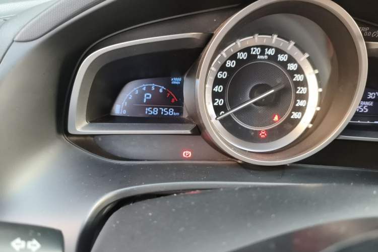 Used Mazda CX-4 2016 2.0L Automatic 2WD Blue Sky Dynamic Leather Edition
