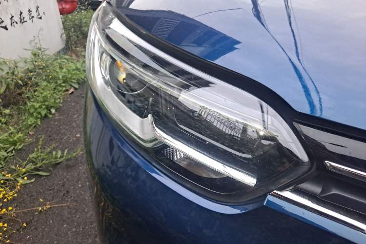 Used Renault Kadjar 2017 2.0L Two-Wheel Drive Fashion Edition
