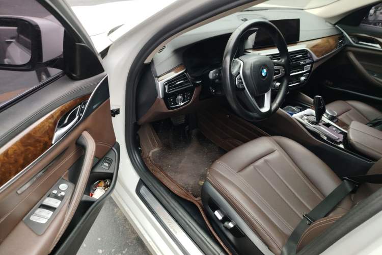 Used BMW 5 Series 2019 525Li Luxury Package