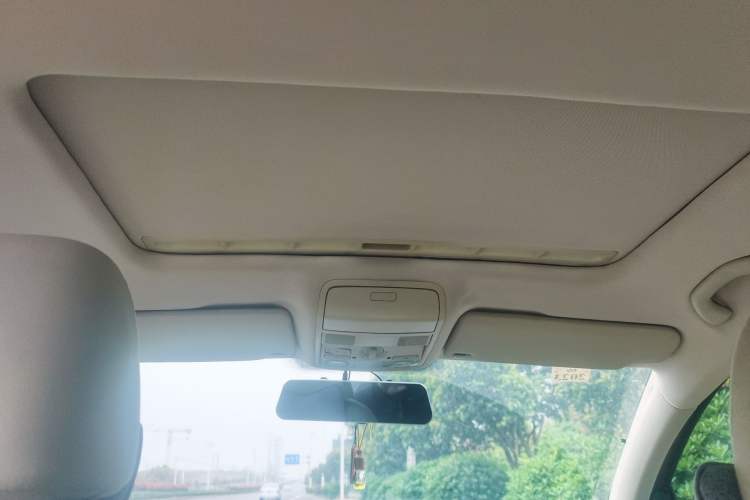 Used Volkswagen Golf 2012 1.6L Automatic Comfort Model Headliner